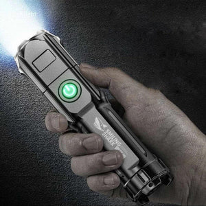 LaserMax Flash – Lanterna táctica recarregável de 10 000 lúmenes