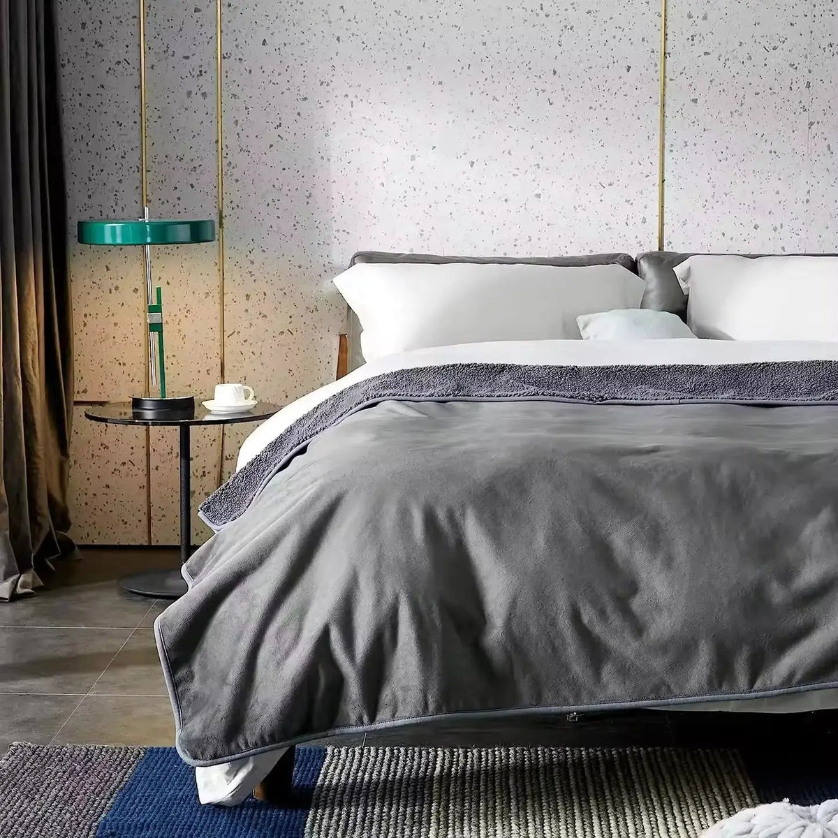 LoveGuard™ - Manta Impermeável para Casais