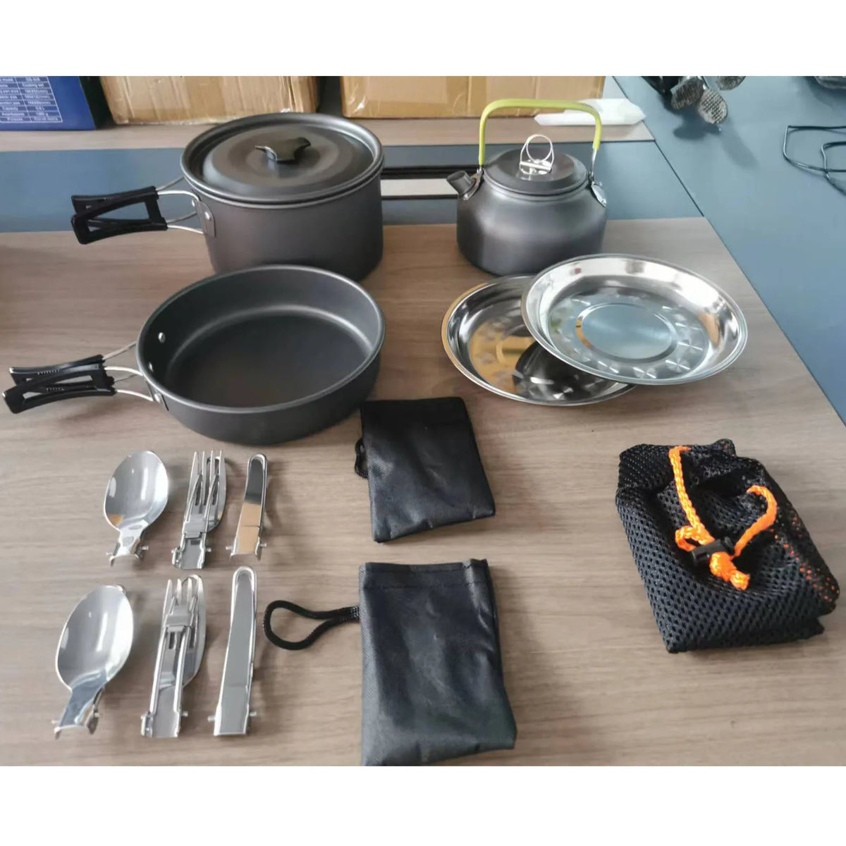 CampFire Cuisine - Jogo de utensílios e louça de camping de 17 peças