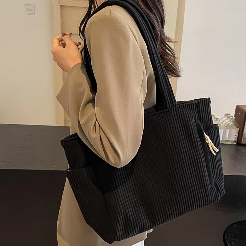 Bolso Urbano Zareli™ – Elegância, conforto e design inteligente para o seu dia a dia